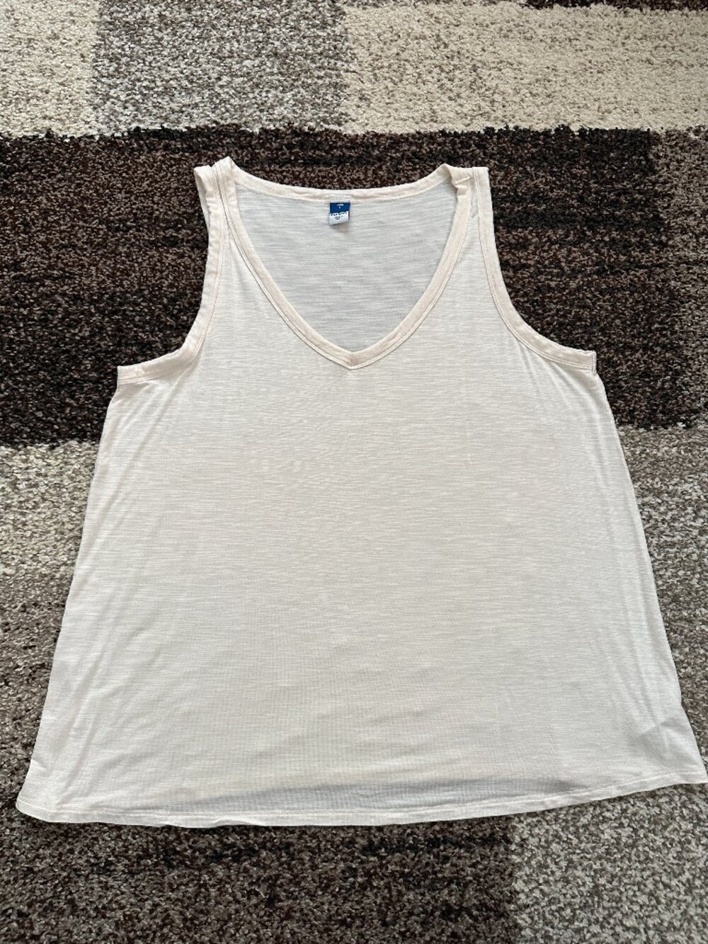 OLD NAVY (L) Ivory Cream Luxe Slub Knit Swing Tank Top Pearl Loose Flowy Relaxed